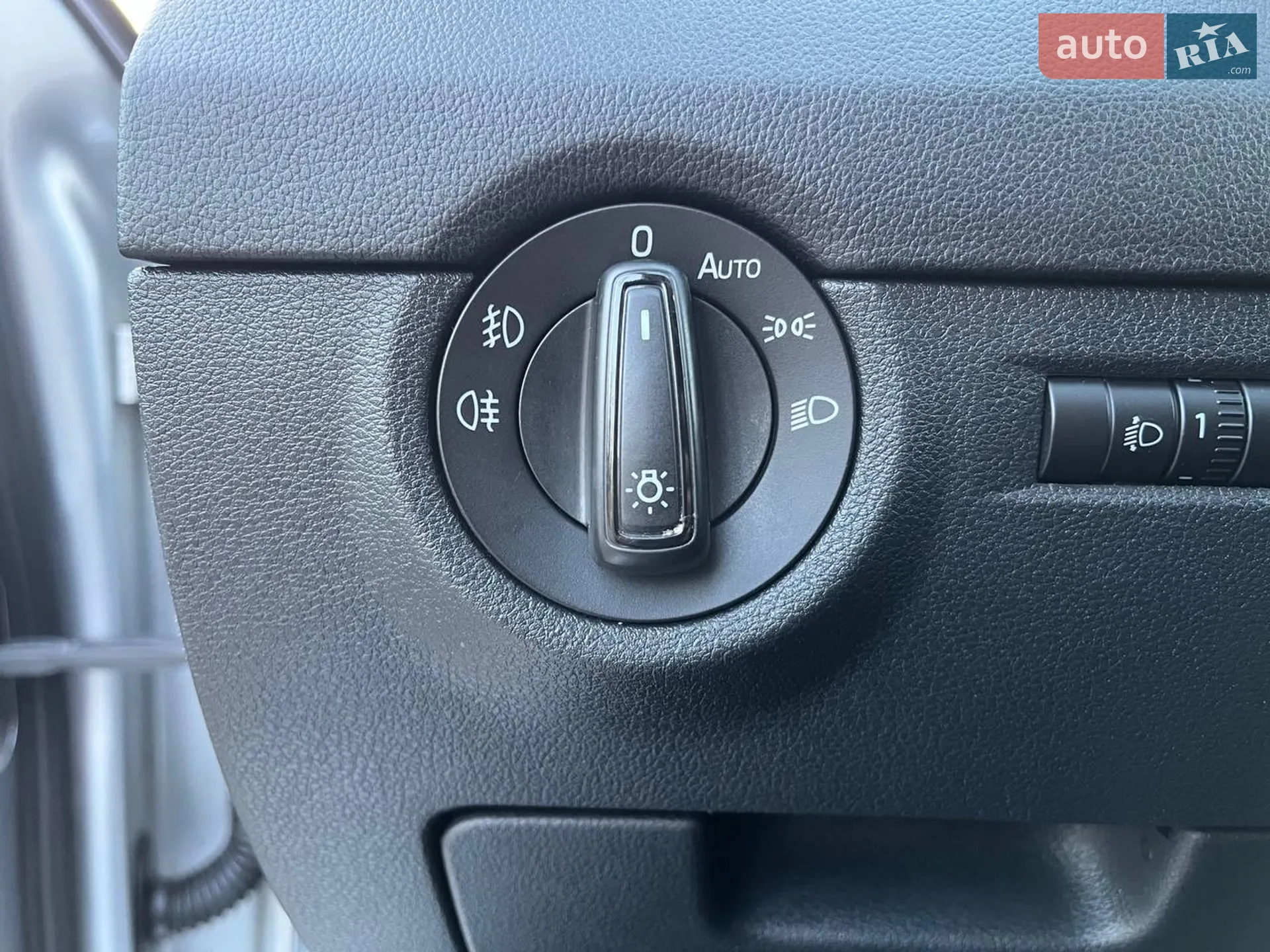 2014 Skoda Octavia - мініатюра 11