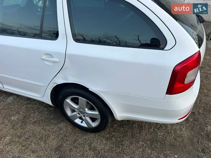 Skoda Octavia 2012 VIN TMBHJ61Z4D2065069 фото оголошення 9 з 53