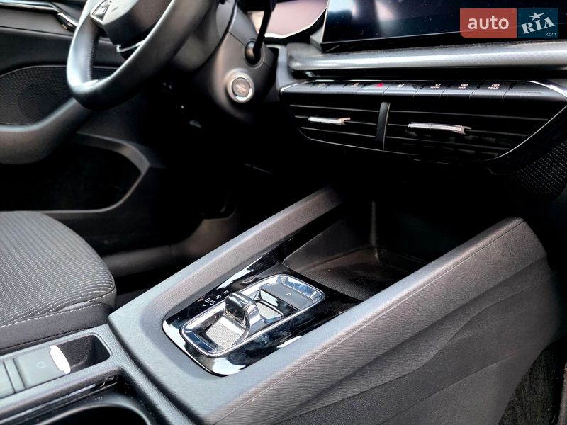 Ліфтбек Skoda Octavia 2024 в Самборі