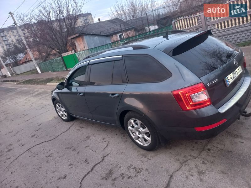 Універсал Skoda Octavia 2014 в Кропивницькому