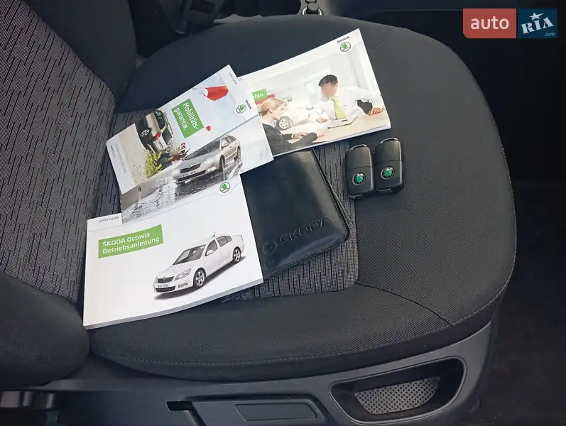 Skoda Octavia 2012 VIN TMBHJ61Z4D2065069 фото оголошення 10 з 53