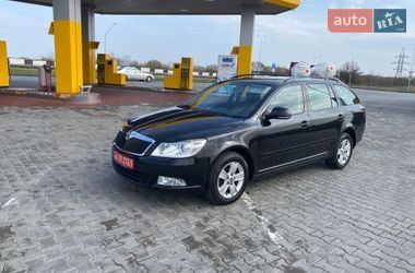 Универсал Skoda Octavia 2011 в Луцке