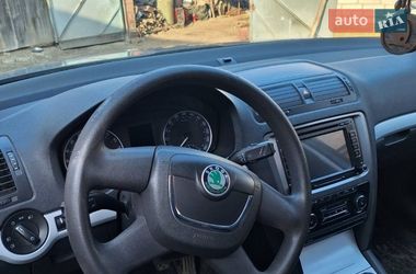 Універсал Skoda Octavia 2010 в Луцьку