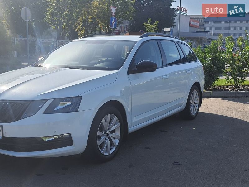 Універсал Skoda Octavia 2017 в Львові