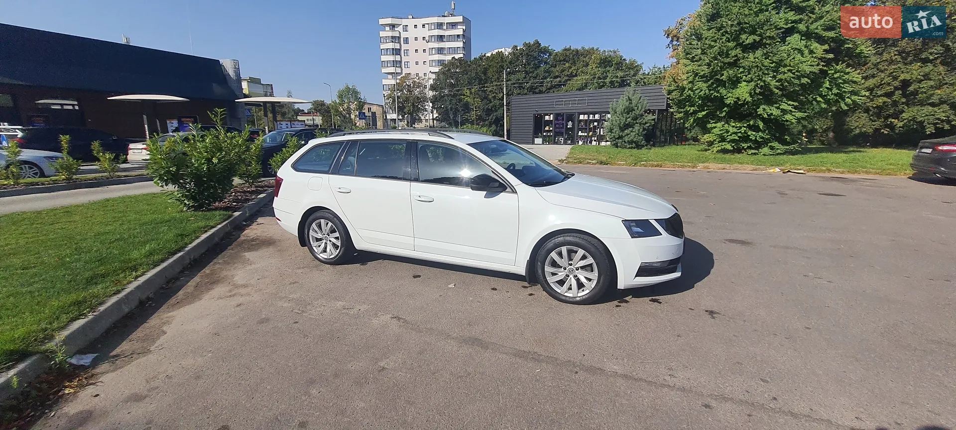 Skoda Octavia 2017 VIN TMBJG7NE4J0238061 фото оголошення 22 з 71