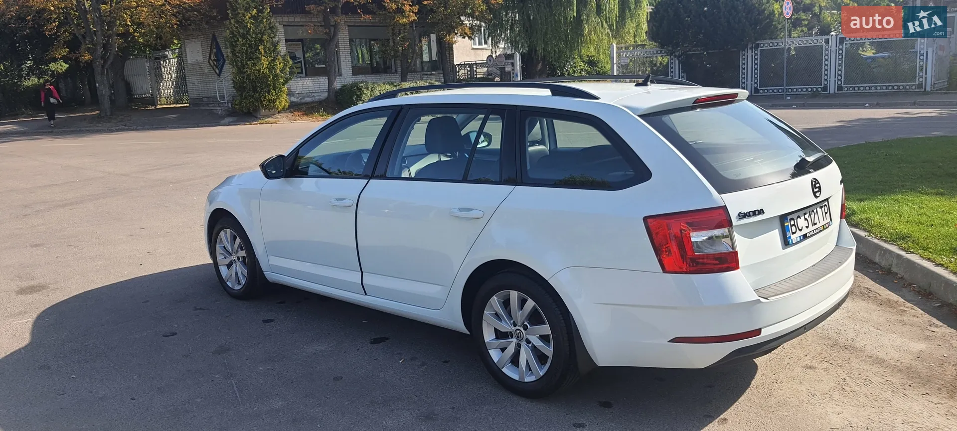 Skoda Octavia 2017 VIN TMBJG7NE4J0238061 фото оголошення 25 з 71