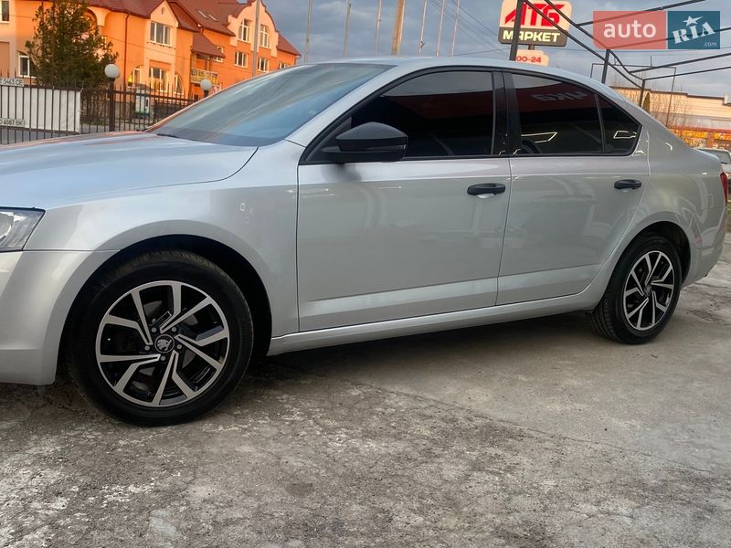 Лифтбек Skoda Octavia 2016 в Тячеве фото 13 Лифтбек Skoda Octavia 2016 в Тячеве