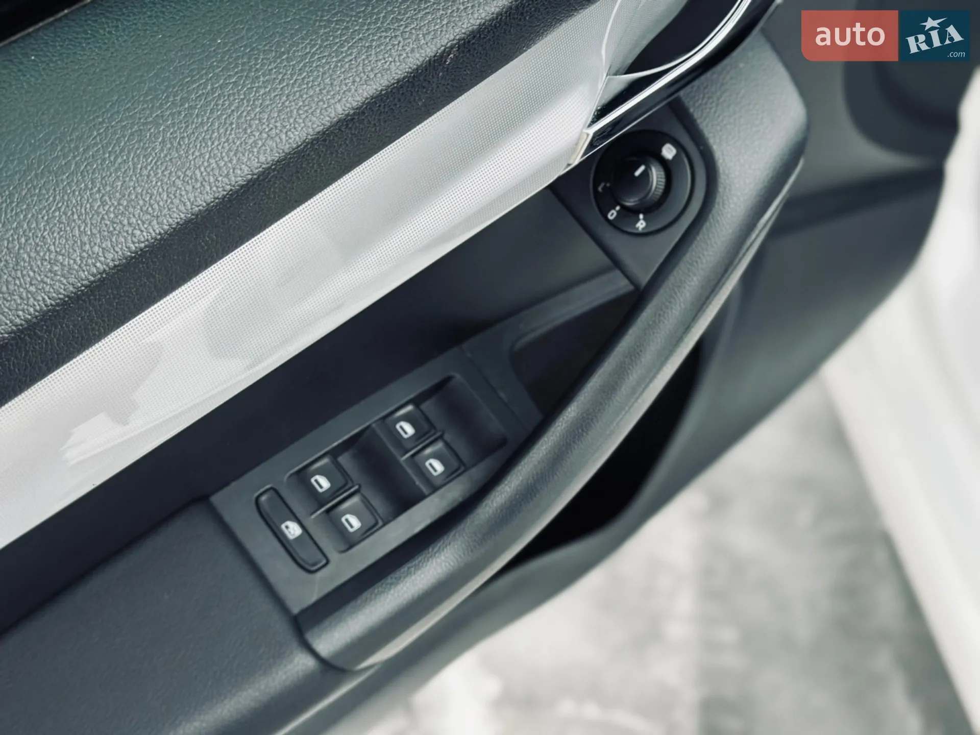 2014 Skoda Octavia - мініатюра 31