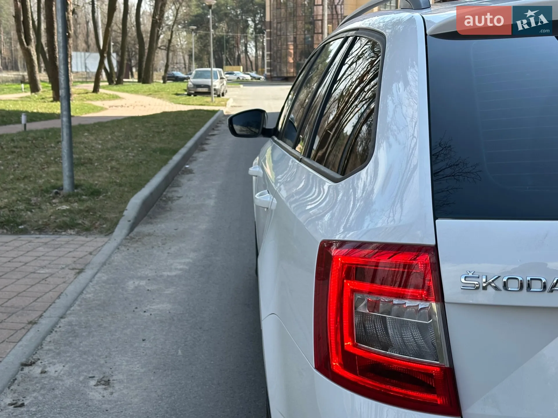 2014 Skoda Octavia - мініатюра 12