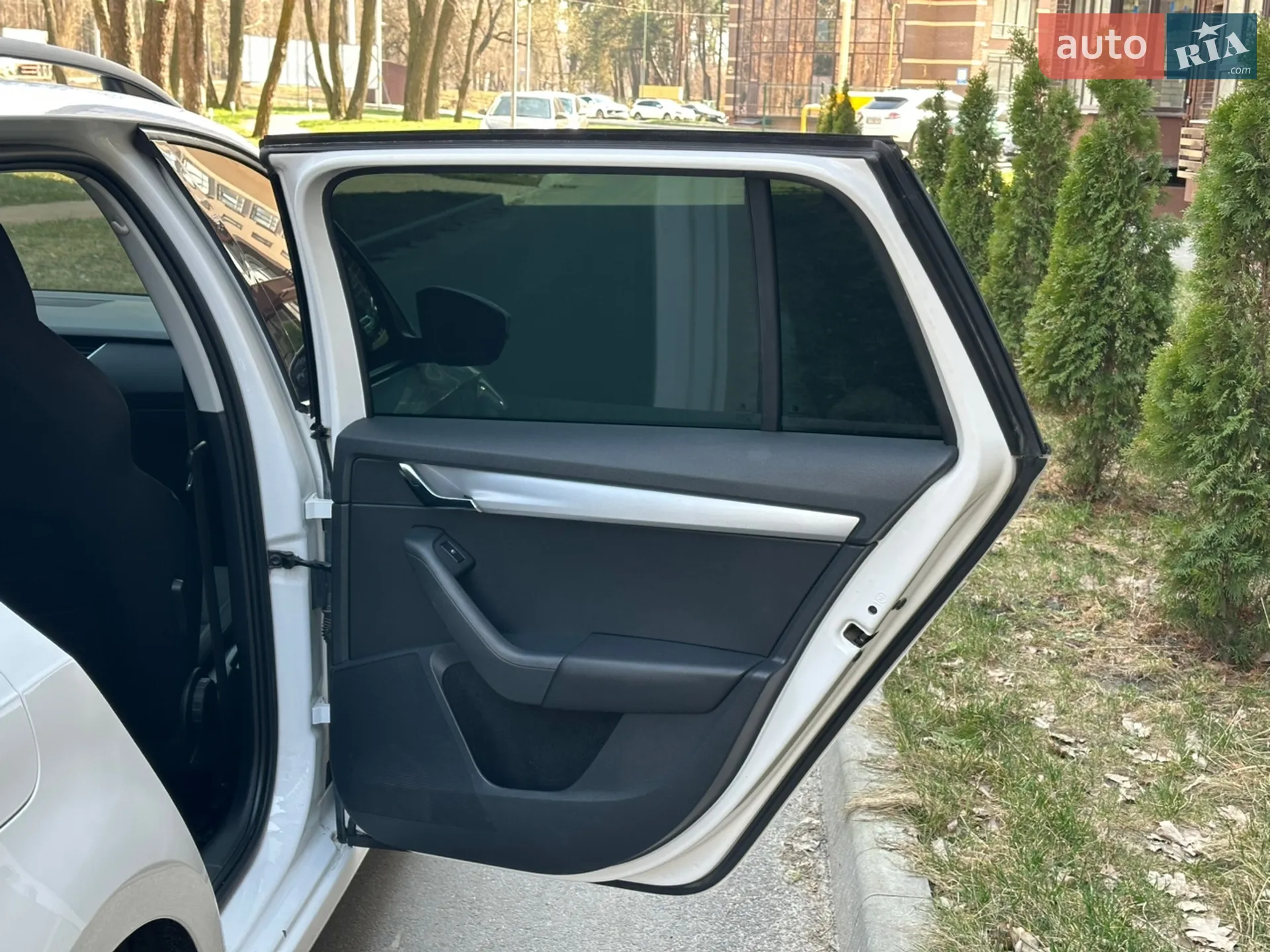 2014 Skoda Octavia - мініатюра 25