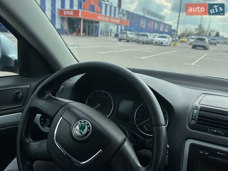 Ліфтбек Skoda Octavia 2013 в Нововолинську