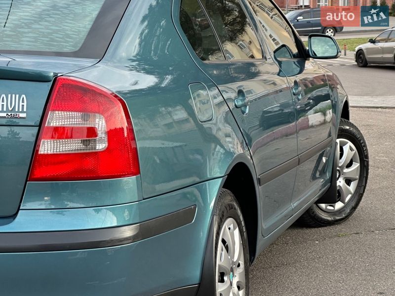 Лифтбек Skoda Octavia 2006 в Николаеве