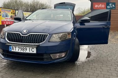 Универсал Skoda Octavia 2015 в Надворной