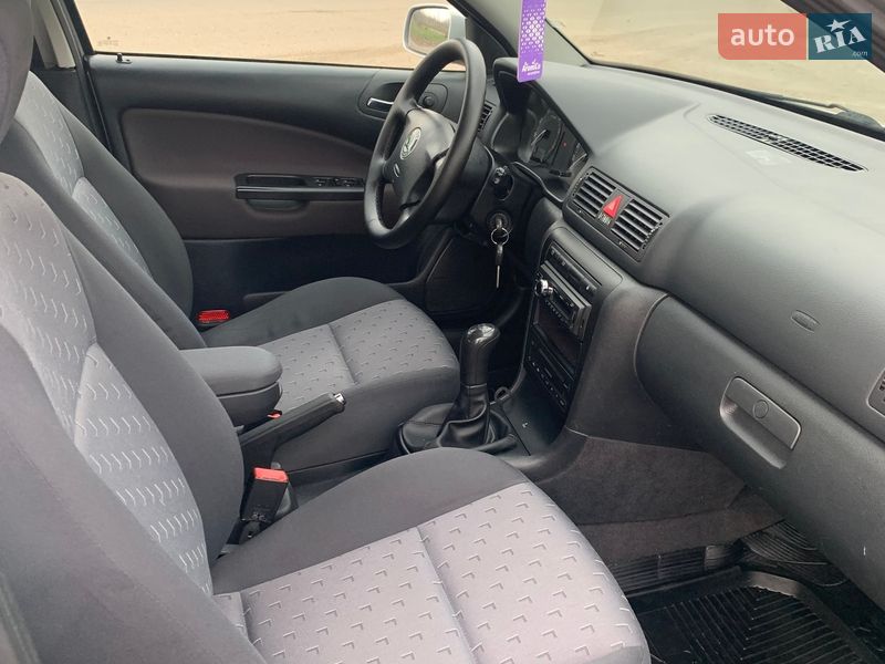 Універсал Skoda Octavia 2005 в Полтаві