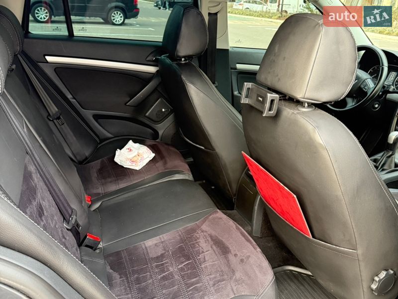Универсал Skoda Octavia 2010 в Софиевской Борщаговке фото 10 Универсал Skoda Octavia 2010 в Софиевской Борщаговке
