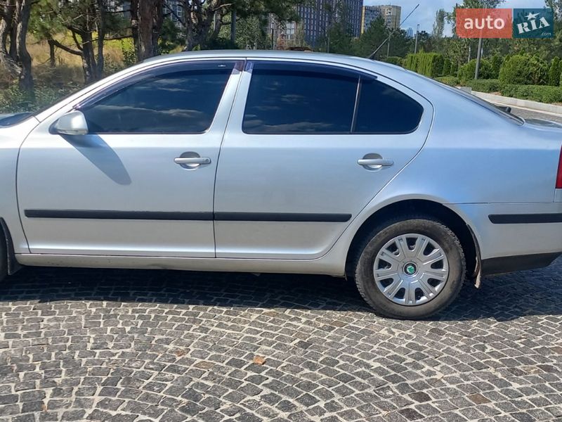 Лифтбек Skoda Octavia 2008 в Днепре