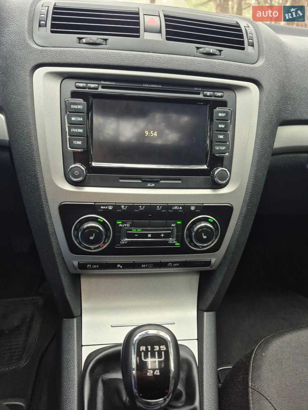 2011 Skoda Octavia - мініатюра 4