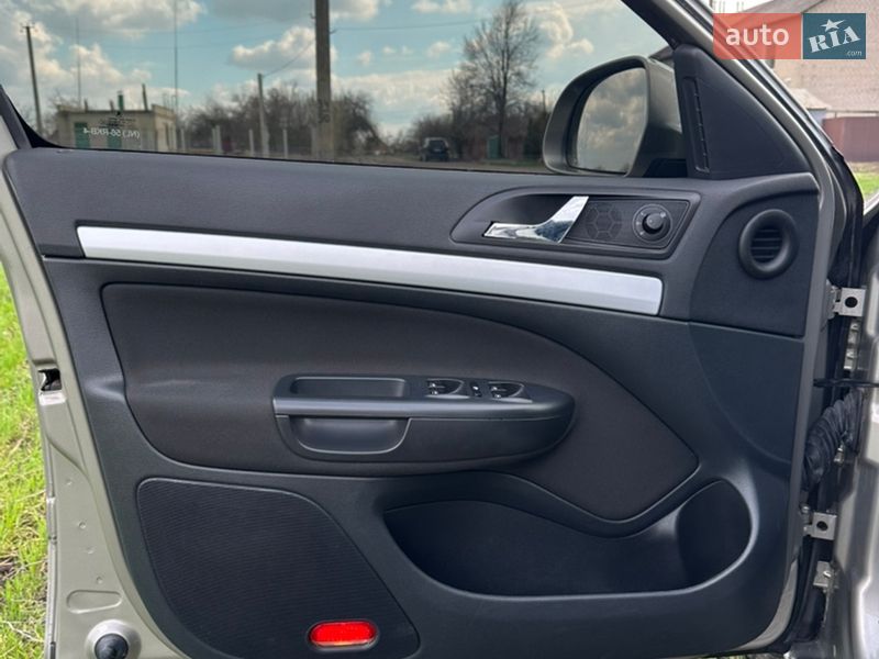 Универсал Skoda Octavia 2011 в Близнюках