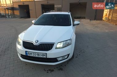 Універсал Skoda Octavia 2014 в Звягелі