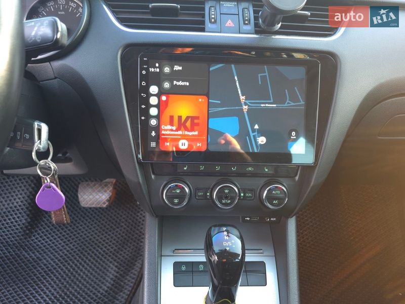 Універсал Skoda Octavia 2014 в Звягелі