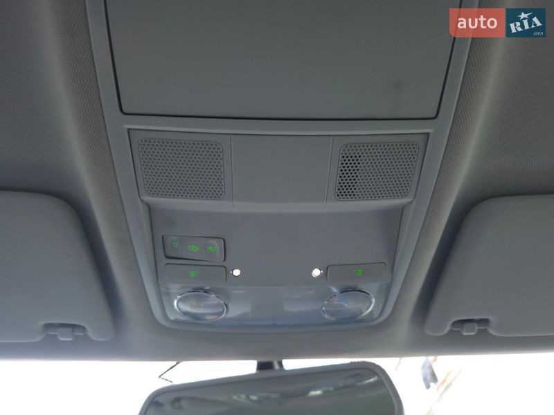 Універсал Skoda Octavia 2014 в Звягелі