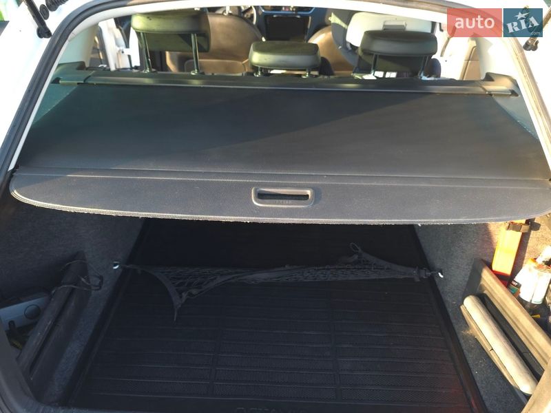 Універсал Skoda Octavia 2014 в Звягелі