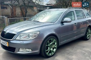 Універсал Skoda Octavia 2012 в Старокостянтинові