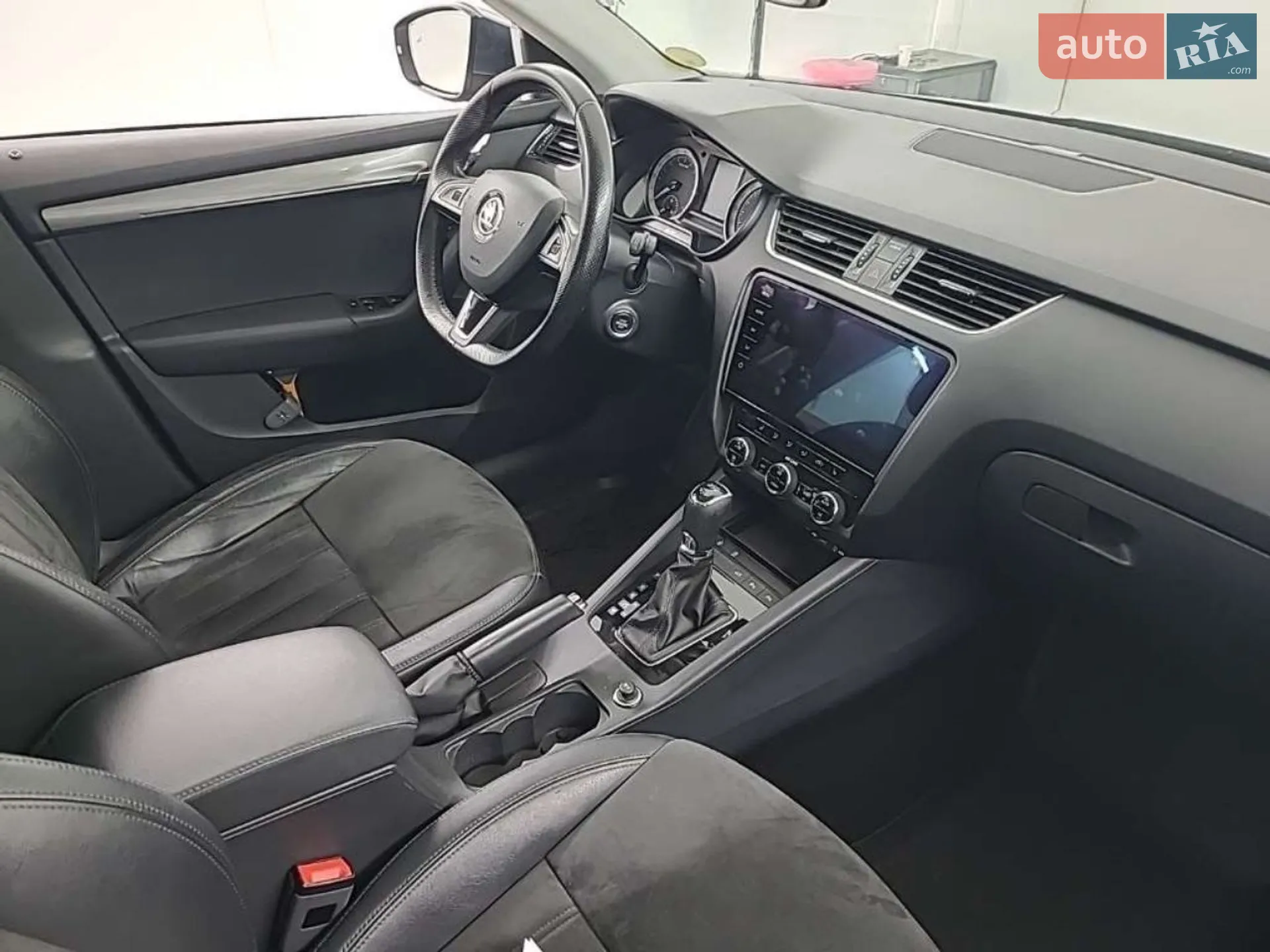 2017 Skoda Octavia - мініатюра 39