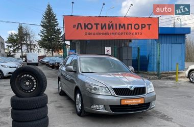 Универсал Skoda Octavia 2010 в Сумах