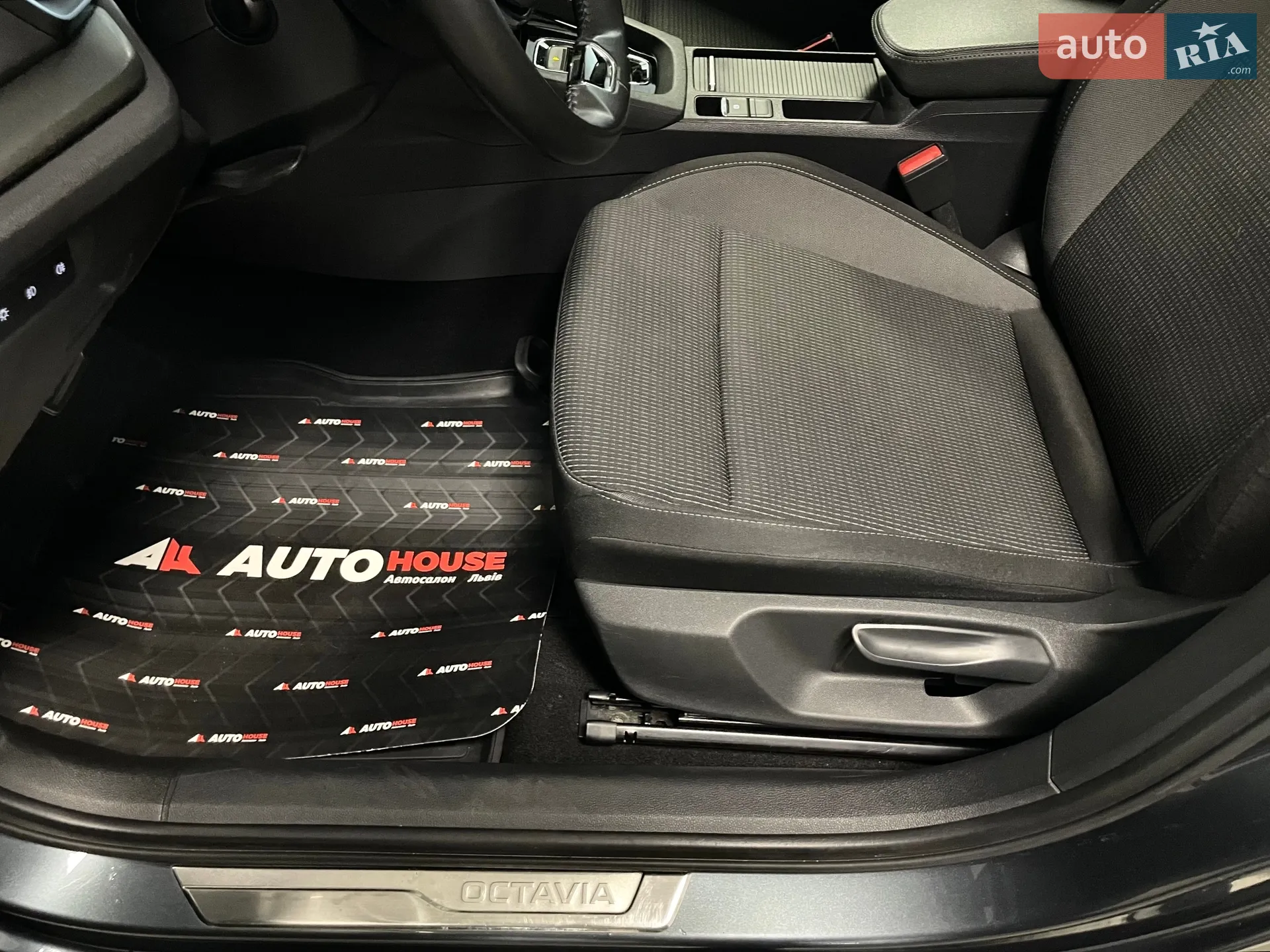 2020 Skoda Octavia - мініатюра 31