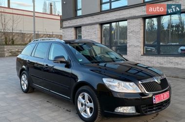 Универсал Skoda Octavia 2010 в Ровно