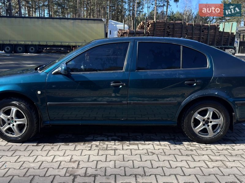 Ліфтбек Skoda Octavia 1999 в Маневичах