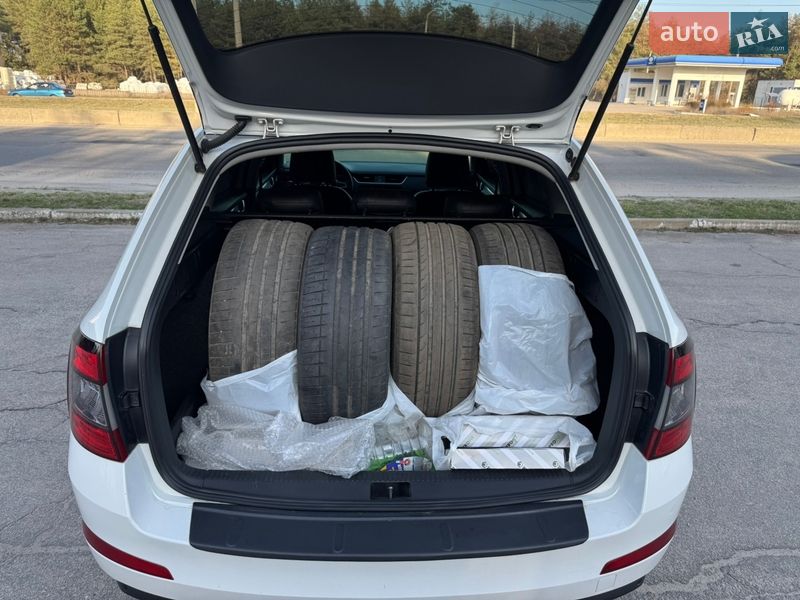 Універсал Skoda Octavia 2014 в Кам'янському