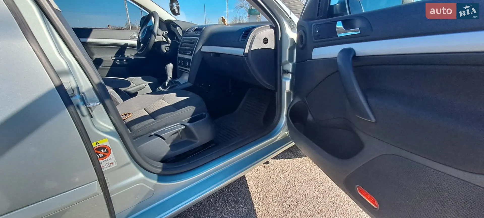 2011 Skoda Octavia - мініатюра 11