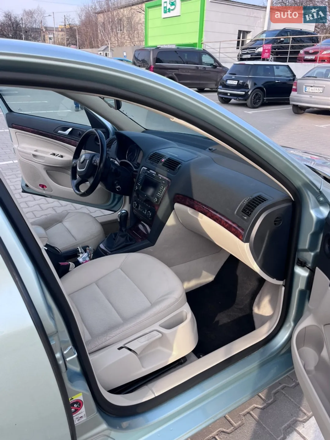 2011 Skoda Octavia - мініатюра 16