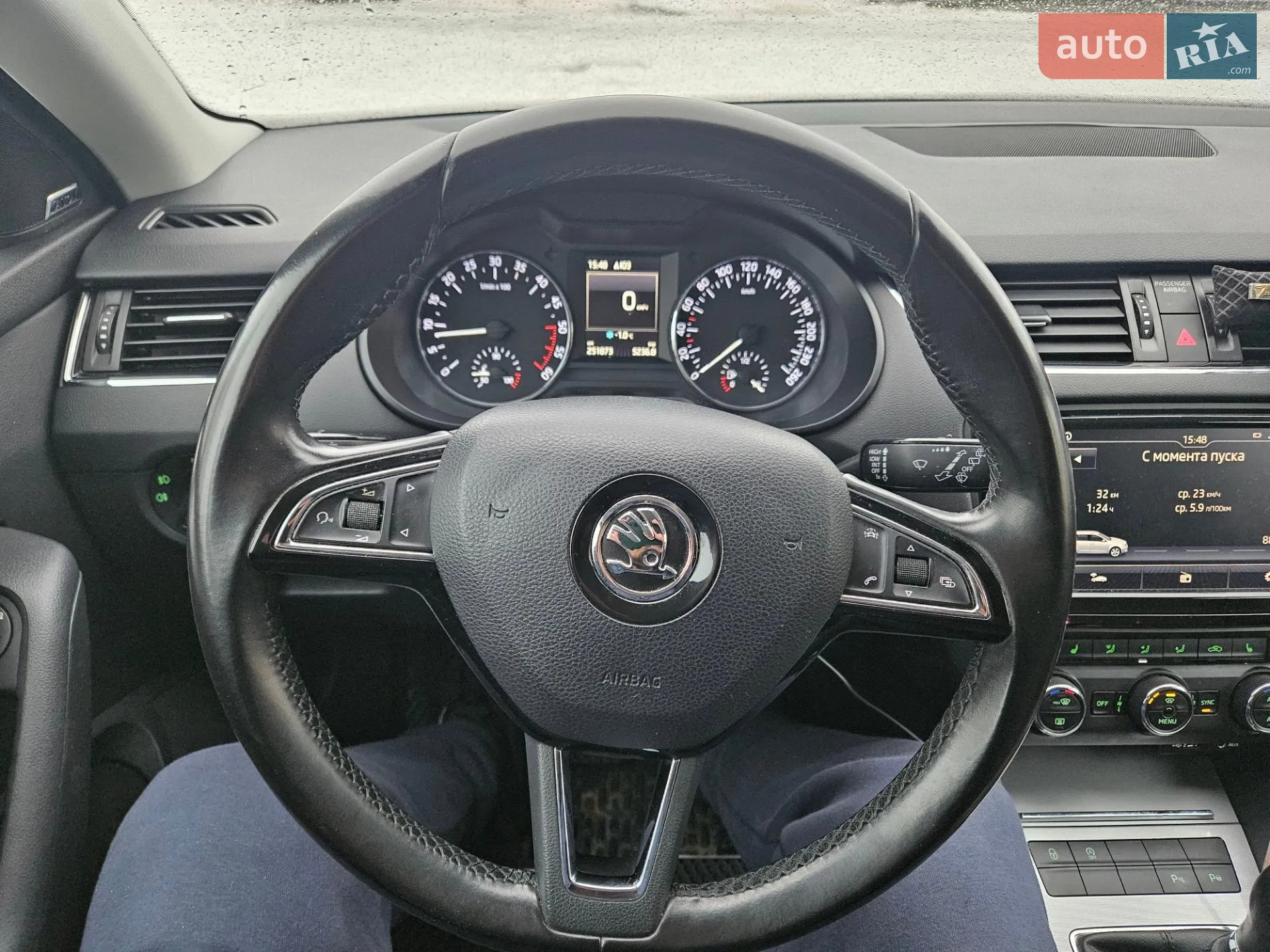 2016 Skoda Octavia - мініатюра 32