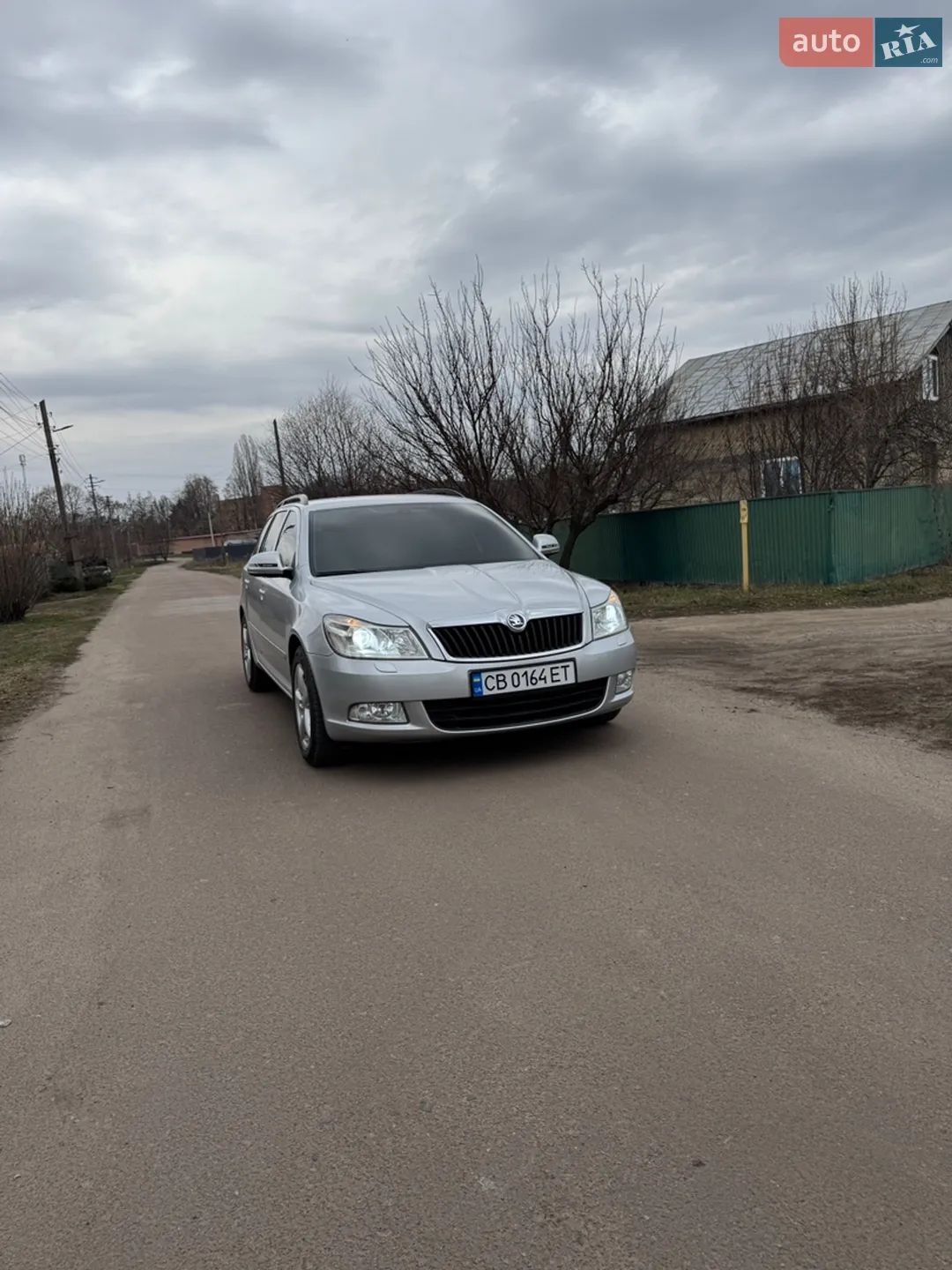2010 Skoda Octavia - мініатюра 2