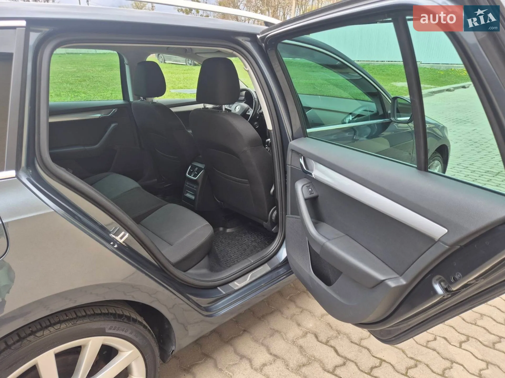 2014 Skoda Octavia - мініатюра 12