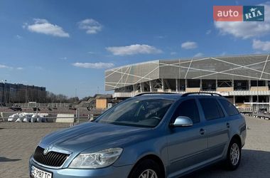 Универсал Skoda Octavia 2009 в Львове