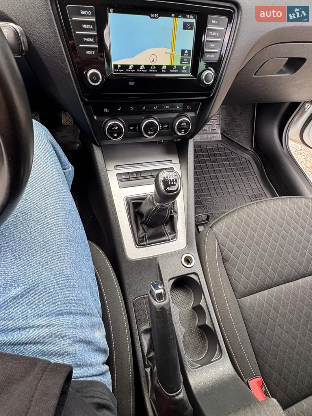 2015 Skoda Octavia - мініатюра 102