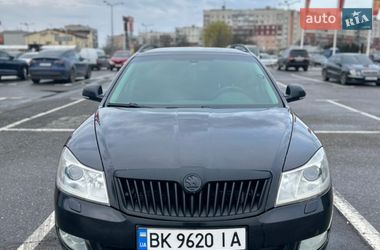Универсал Skoda Octavia 2010 в Черновцах