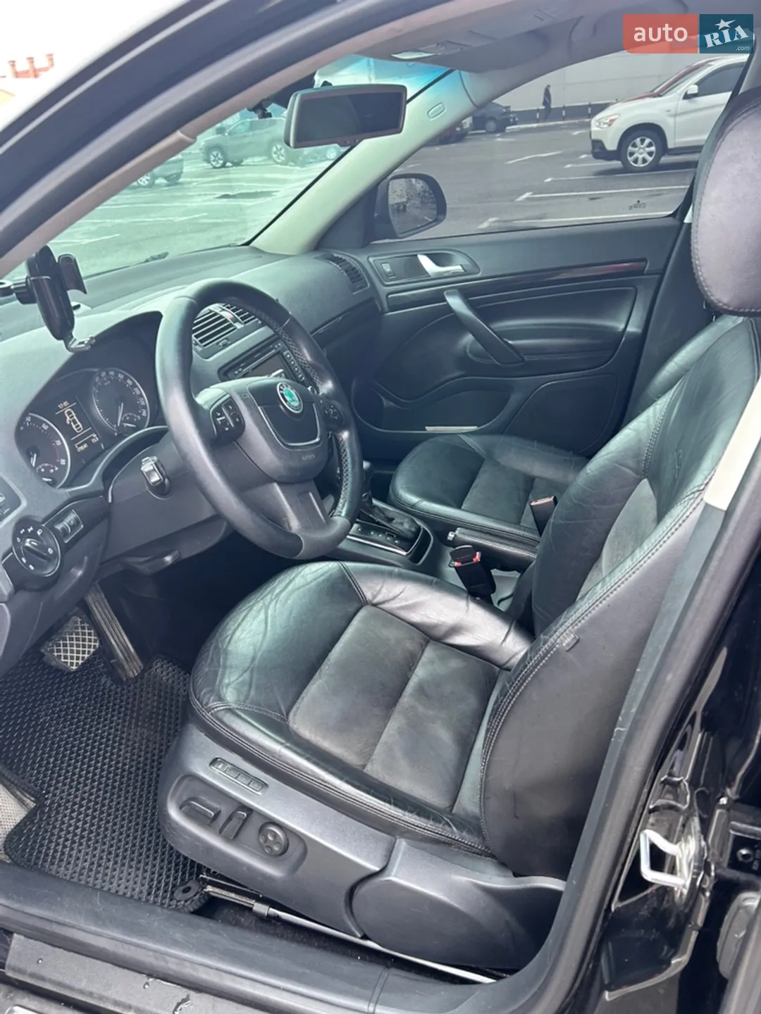 2010 Skoda Octavia - мініатюра 6