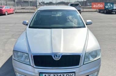 Лифтбек Skoda Octavia 2005 в Львове