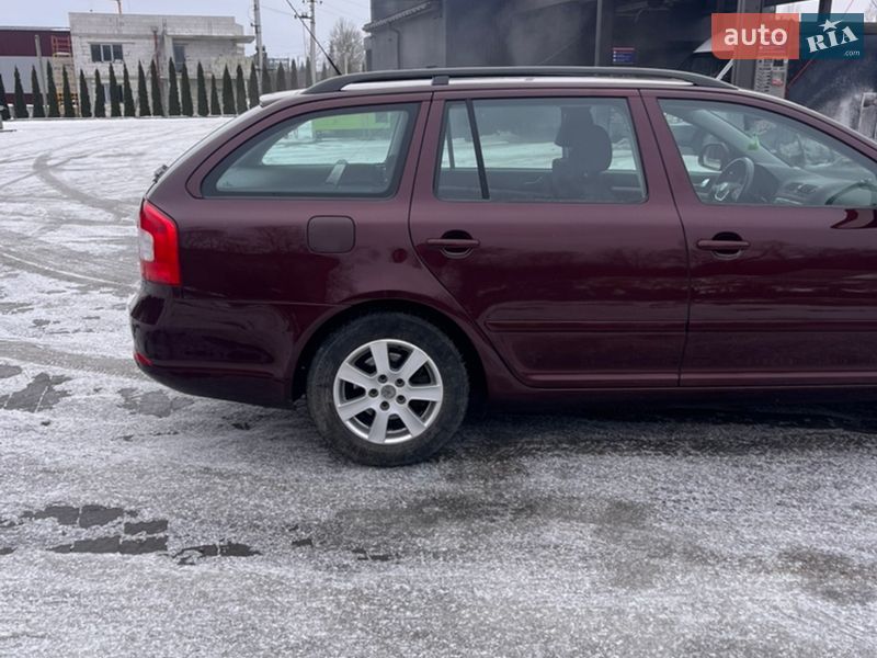 Універсал Skoda Octavia 2009 в Надвірній