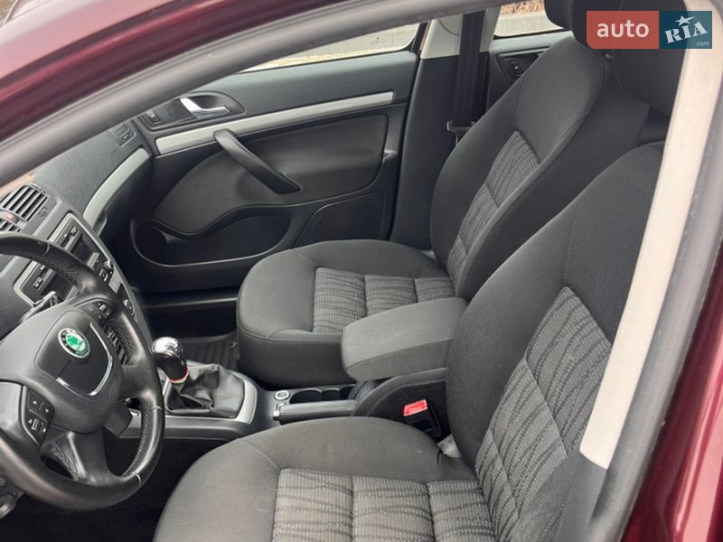 Універсал Skoda Octavia 2009 в Надвірній