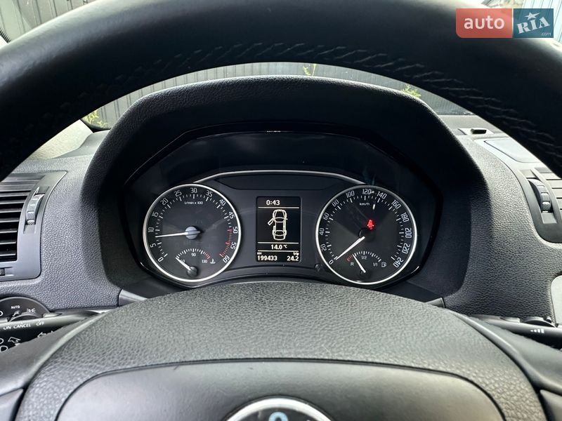 Універсал Skoda Octavia 2012 в Сарнах