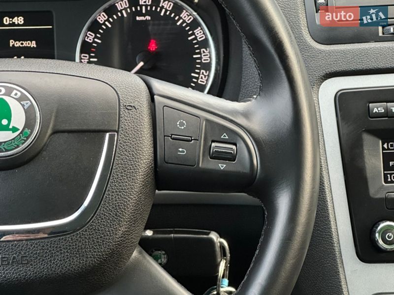 Універсал Skoda Octavia 2012 в Сарнах