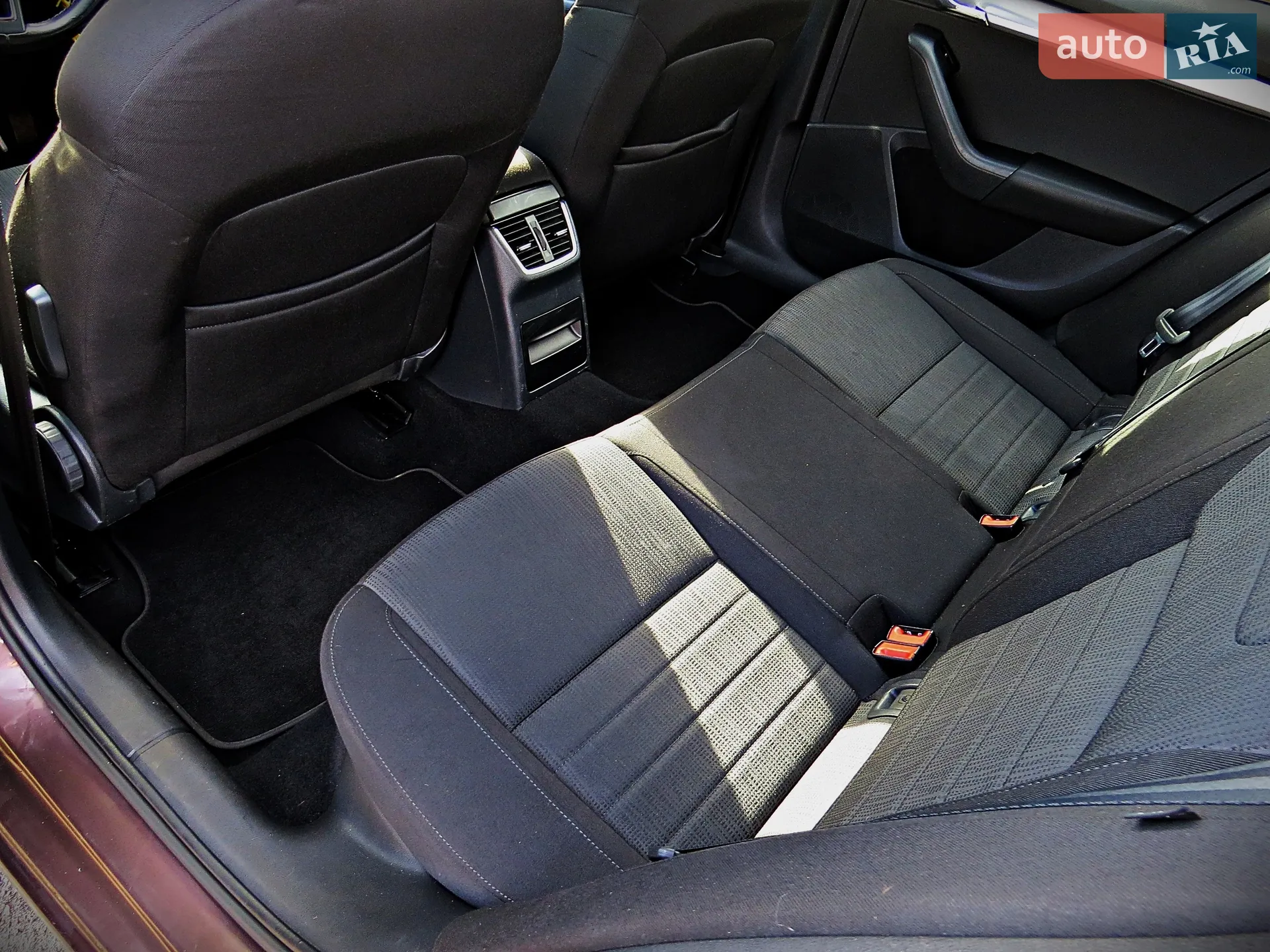 2016 Skoda Octavia - мініатюра 15