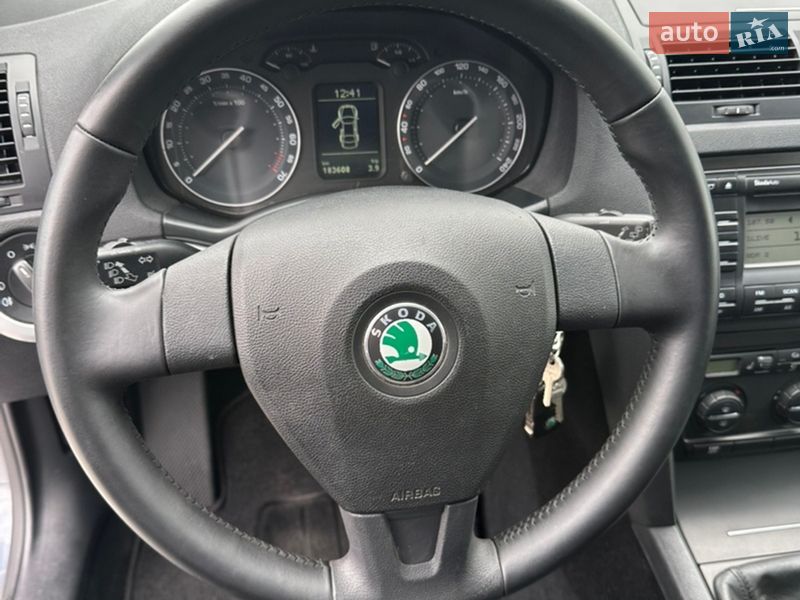Універсал Skoda Octavia 2008 в Запоріжжі