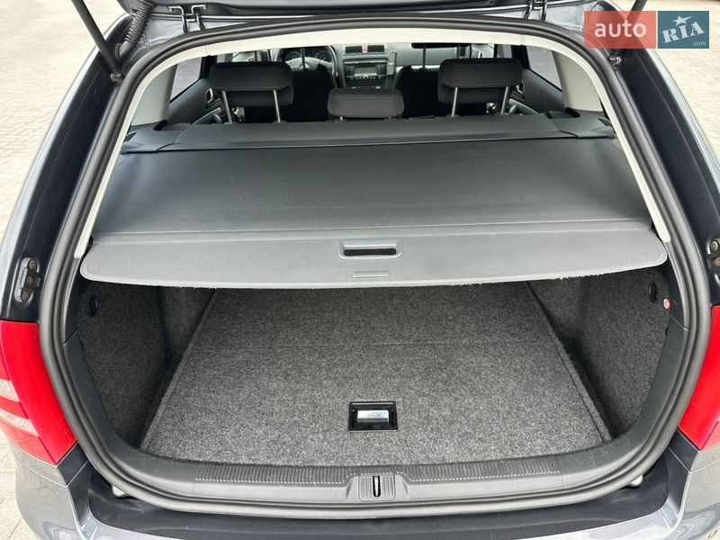 Універсал Skoda Octavia 2008 в Запоріжжі